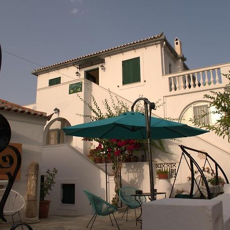 Condillia II Spétses Exterior foto